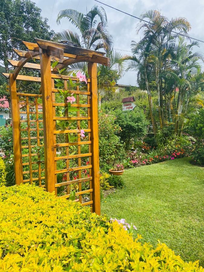 Chambres D'Hotes L'Orchidee Rose سالازي المظهر الخارجي الصورة