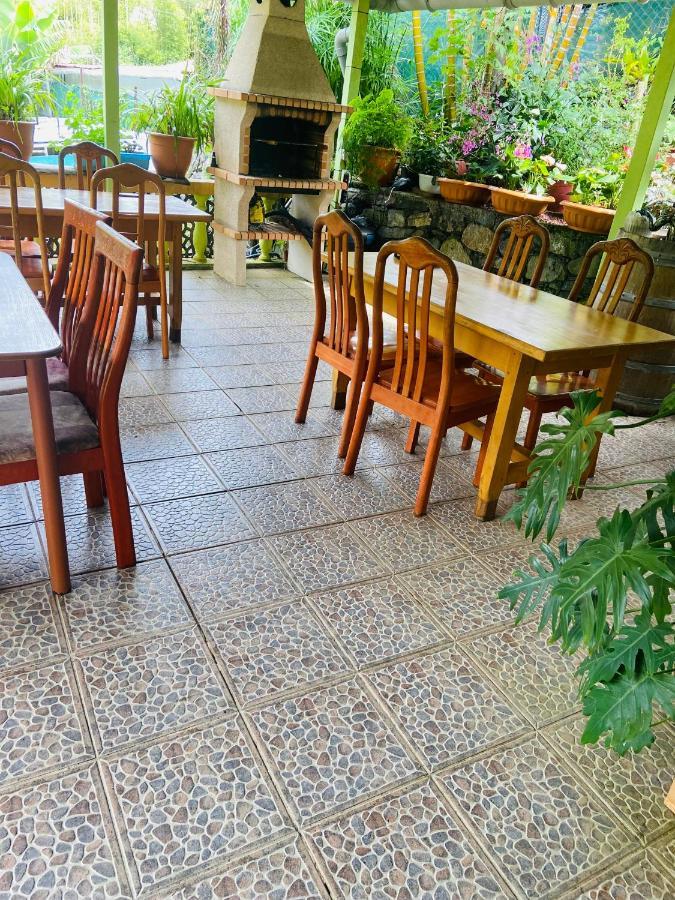 Chambres D'Hotes L'Orchidee Rose سالازي المظهر الخارجي الصورة